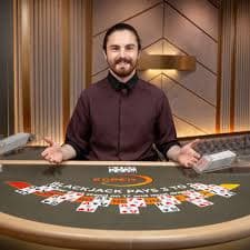 Antarmuka pemilihan meja Poker Indonesia dengan berbagai batasan taruhan di hachisaku